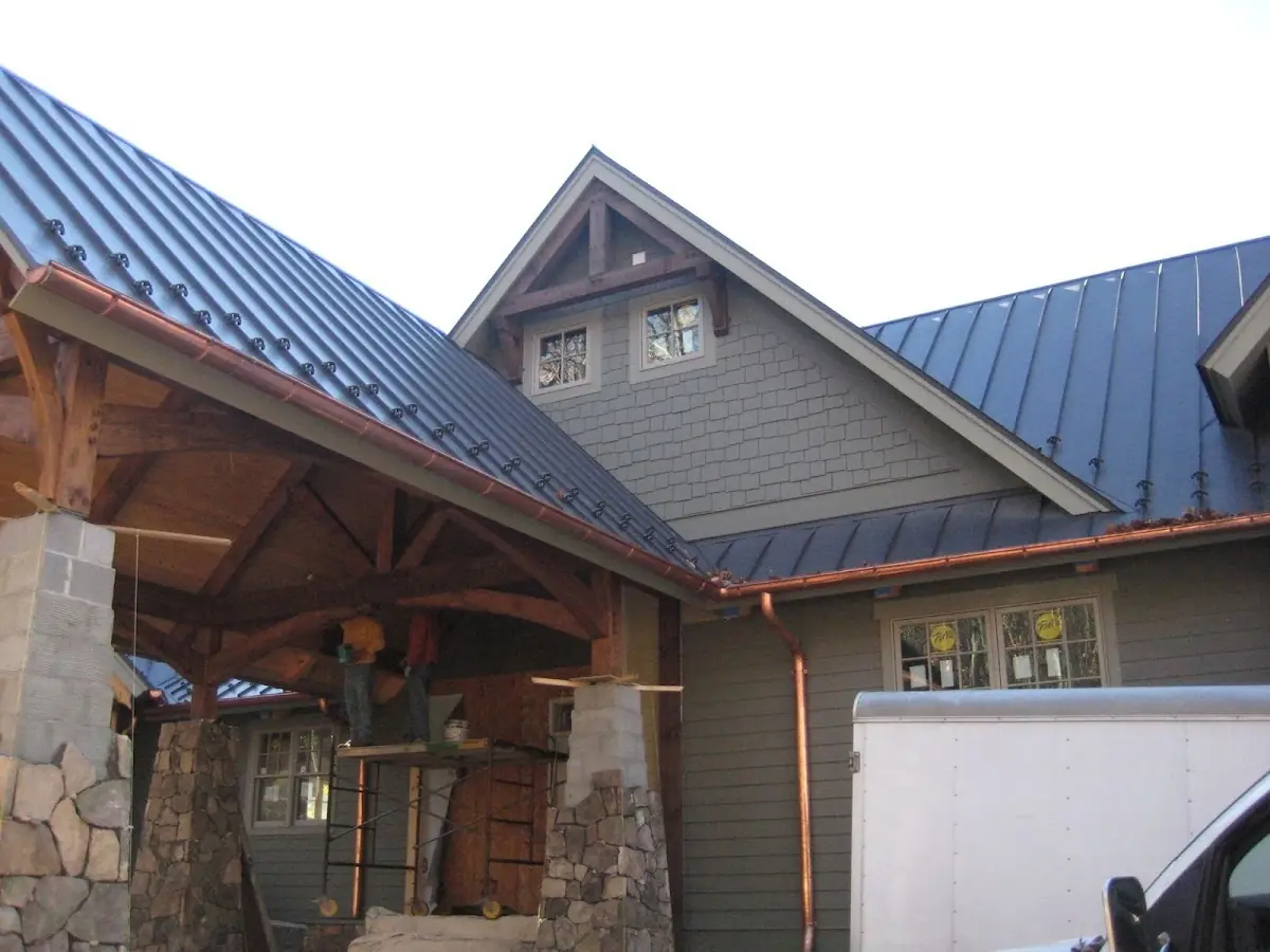 Craftsman Roofing team delivering quality roofing work in Cathedral Park